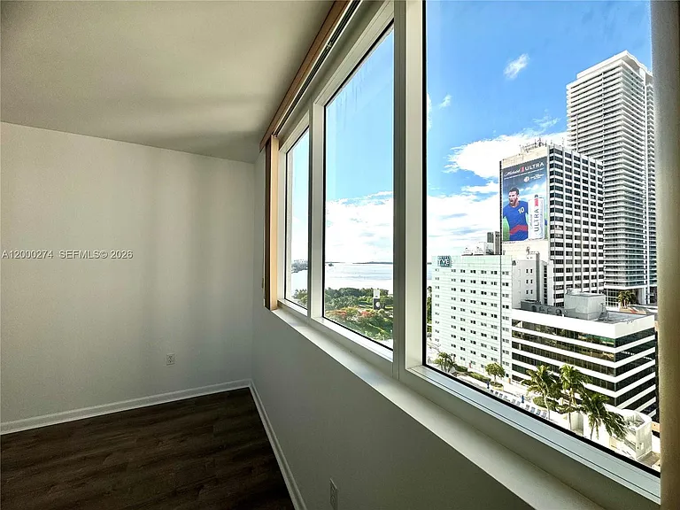 244 Biscayne Blvd #1709 — Photo 16