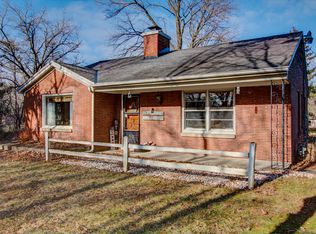 4920 W Chippewa Dr, Mequon, WI 53092