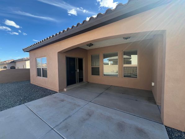 2664 La Luz Cir NE, Rio Rancho, NM 87144