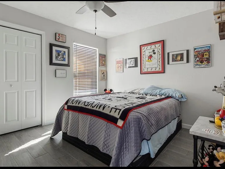 105 Christie Ln — Photo 15