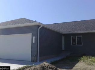 2635 W B St, Lincoln, NE 68522