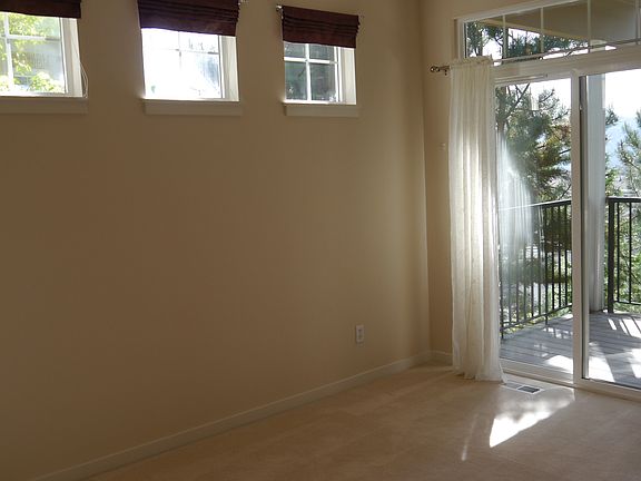 2nd image of 1877 16th Ln NE #1877