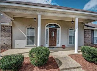 111 Carl Cir, Byram, MS 39272