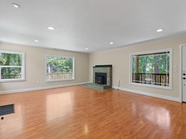 (undisclosed Address), La Selva Beach, CA 95076