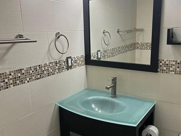 2501 S Ocean Dr #1112 — Photo 8