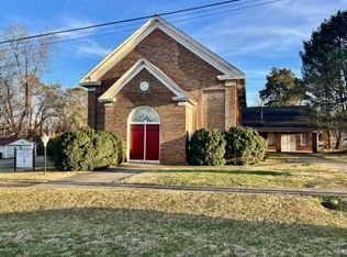 501 W Broad St, Decherd, TN 37324