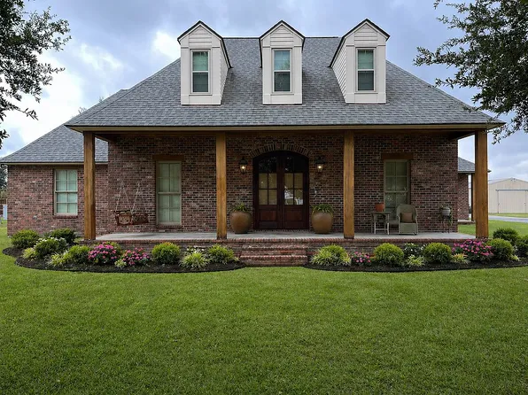 119 Gumbo Rd, Lafayette, LA 70508