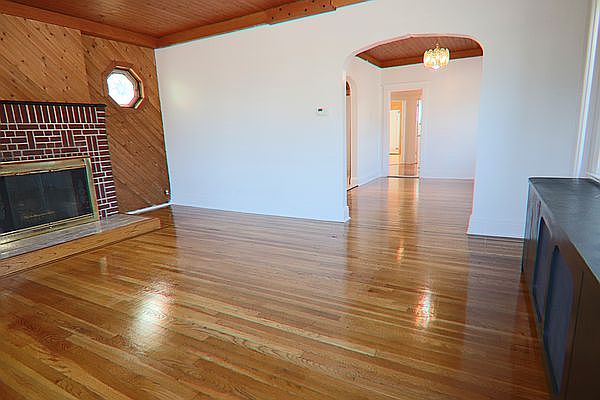 1st image of 1044 Hollywood Ave APT 1