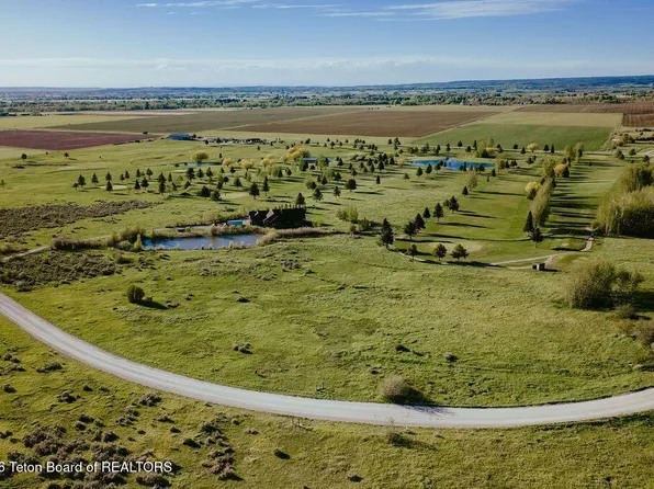 150 Perimeter Dr, Alta, WY 83414