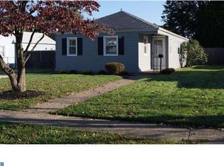 711 Woodsedge Rd, Wilmington, DE 19804