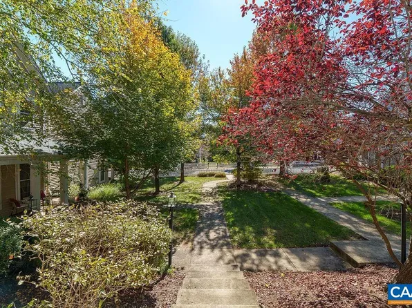 5440 Hill Top St, Crozet, VA 22932