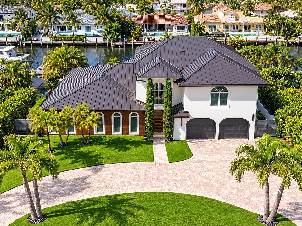 11 Castle Harbor Isle