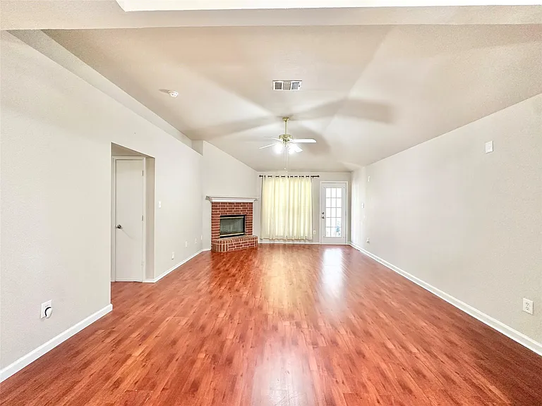 7006 Pickford Ct — Photo 7