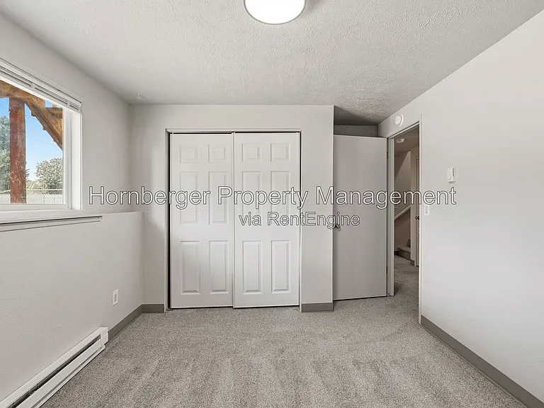1721 N Glenn Rd — Photo 12