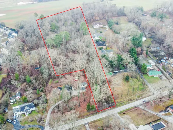 2842 Wildwood Rd, Maryville, TN 37804