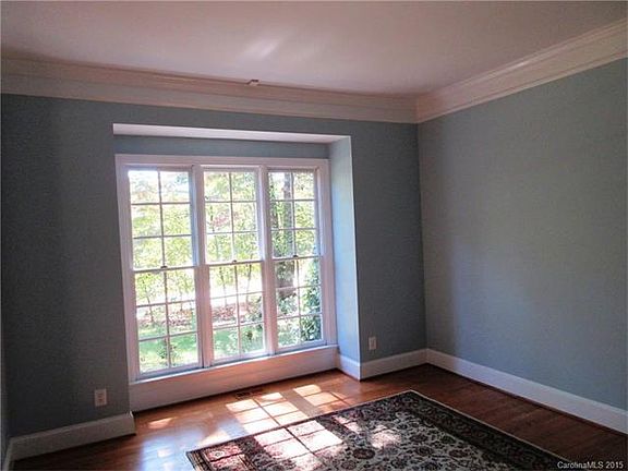 5th image of 2742 Harlinsdale Dr