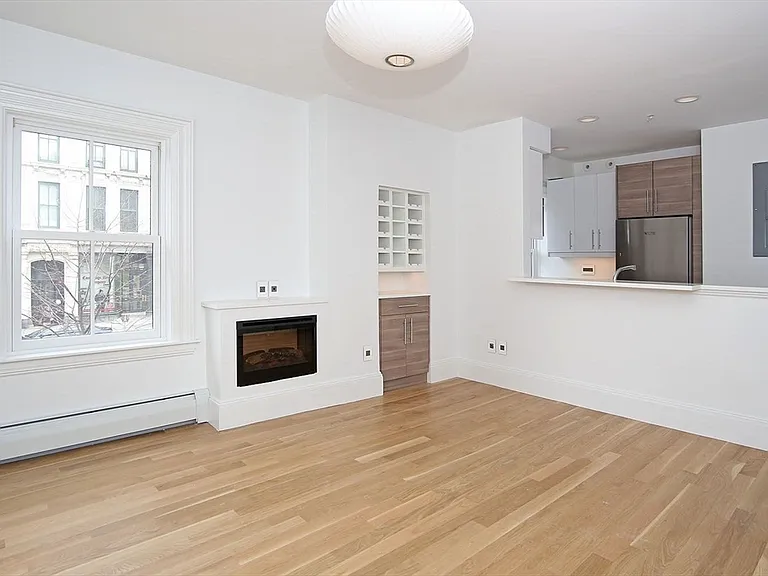 53 Union Park #1 — Photo 2