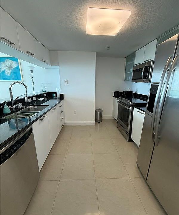 1st image of 1800 N Bayshore Dr APT 2107
