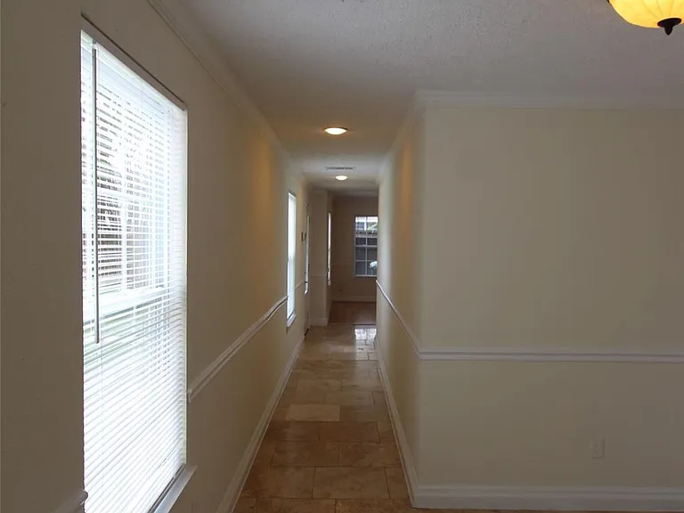 6630 Corbin St — Photo 11