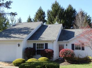 514 Brandon Ct, Chardon, OH 44024