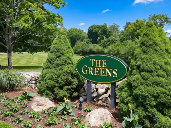 30 Brassie Way #30, North Reading, MA 01864
