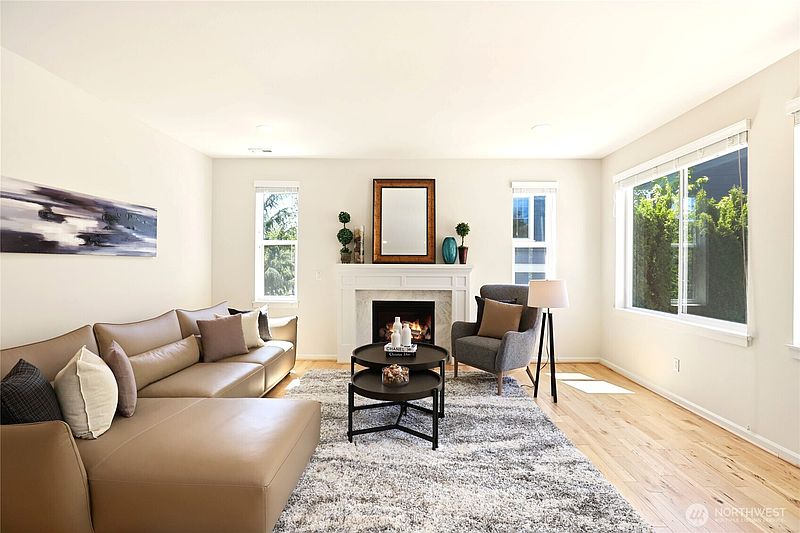 4th image of 10922 NE 194th Drive