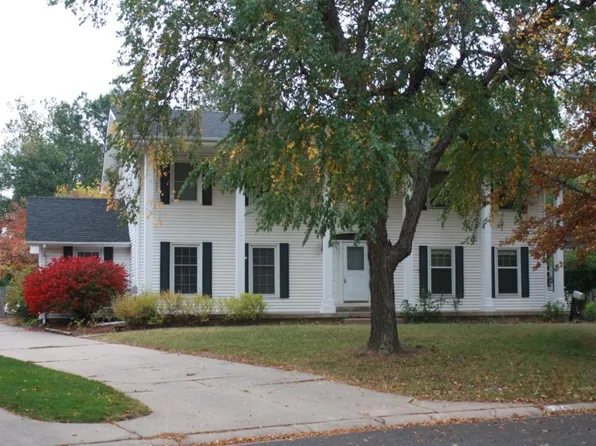 224 N Live Oak Ln, Wichita, KS 67206