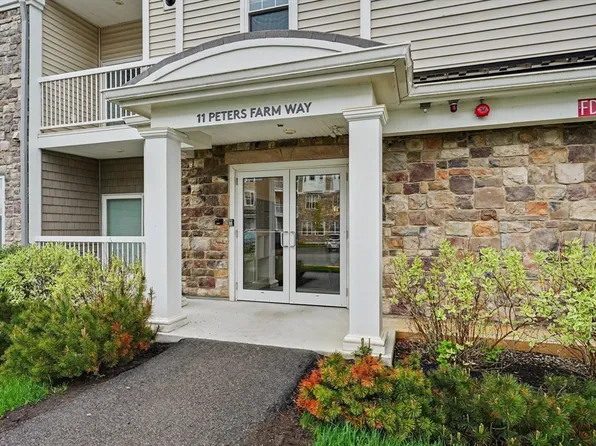 11 Peters Farm Way #409, Westborough, MA 01581