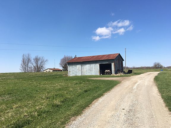 2nd image of 2118 Highway 5