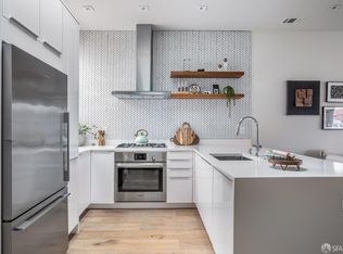 3426 19th St, San Francisco, CA 94110
