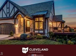 662 W River Rd, Valley City, OH 44280