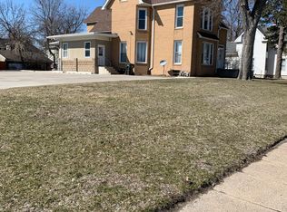 815 Main St APT 1, Cedar Falls, IA 50613