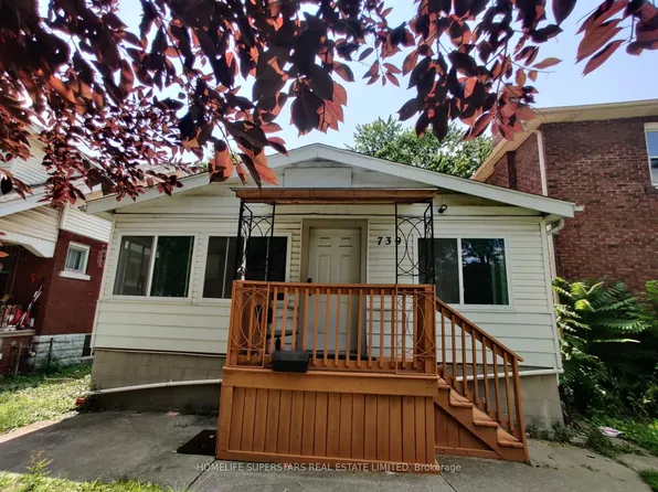 739 Campbell Ave, Windsor, ON N9B 2H6