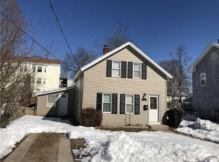 13 Youngs Ave, West Warwick, RI 02893
