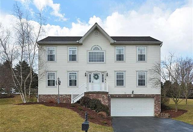 1st image of 601 Blackmoore Dr