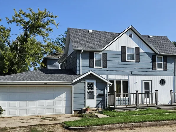 202 W 7th Ave, Webster, SD 57274