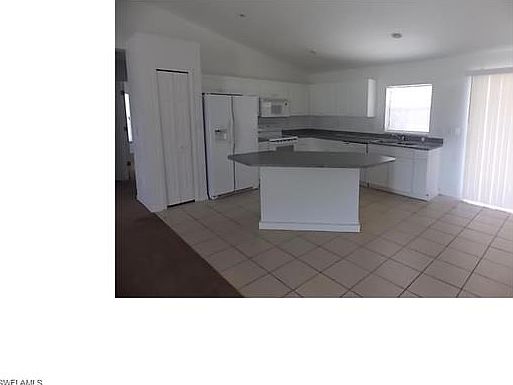 4th image of 1437 NE 3rd Ter