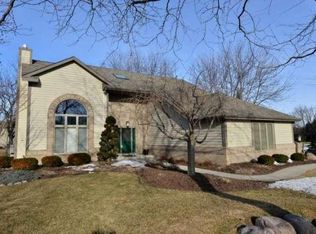 9320 42nd Ave, Pleasant Prairie, WI 53158