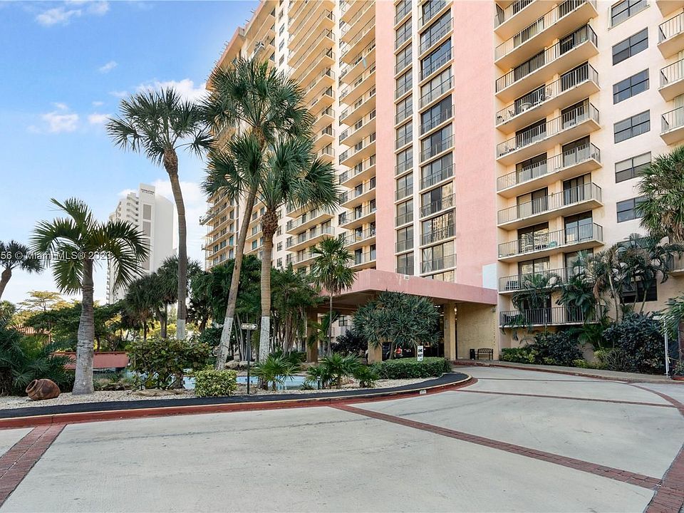 1st image of 210 174th St APT 1511