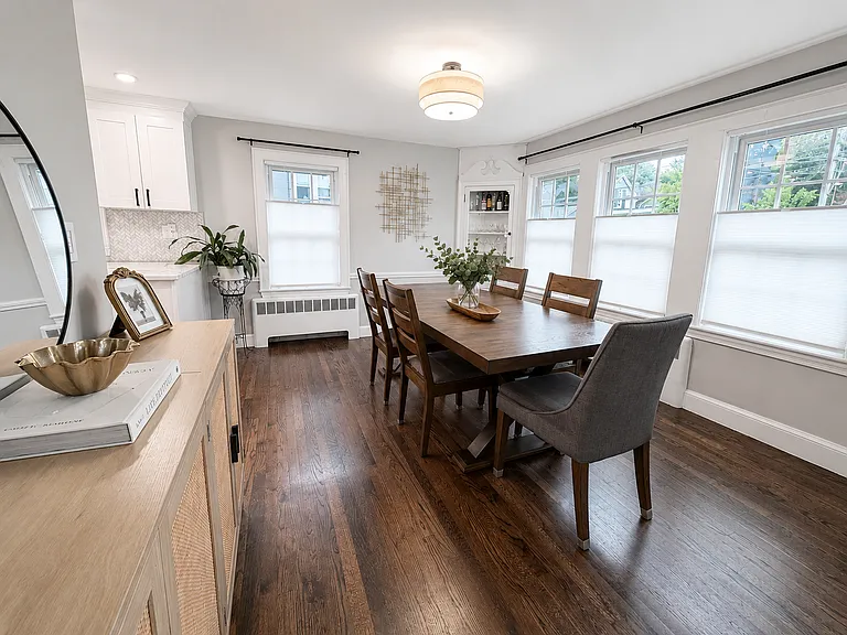 28 Houghton St #1 — Photo 6
