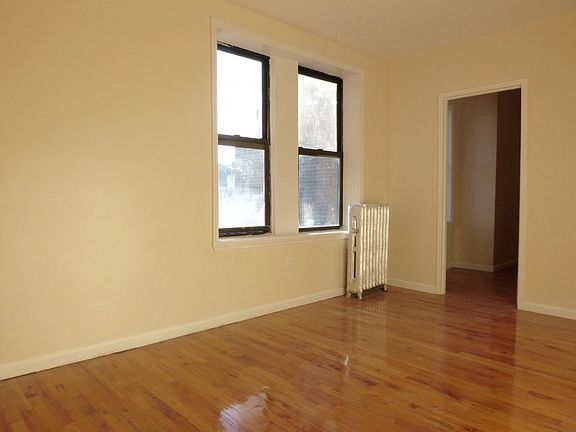 3rd image of 548 W 164th St APT 6D