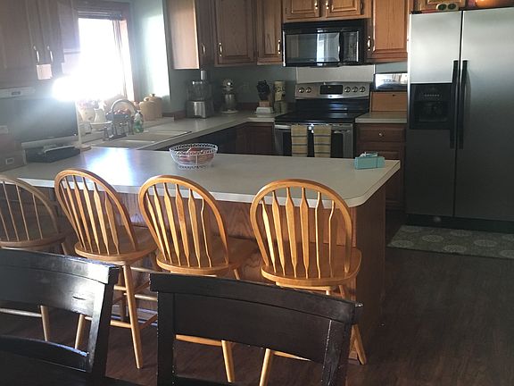 4th image of 2454 Queen Dr