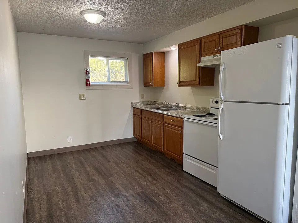 1113 N 4th St