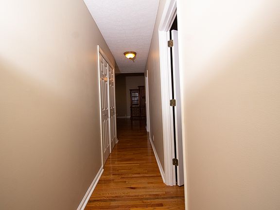 2nd image of 701 Bluewater Dr