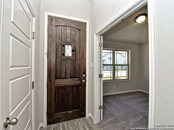 5th image of 8603 Straight Oaks