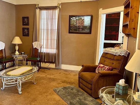 3rd image of 292 Pagosa Street