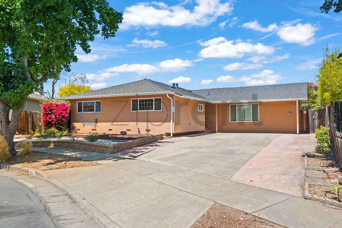 4 bed, 1840 sqft, $6,500 — Photo 2