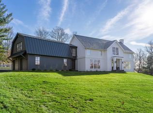 10 Yankee Hill Rd, Westport, CT 06880