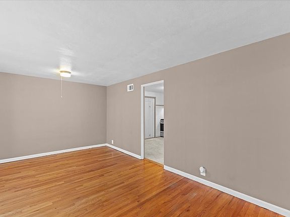5th image of 4305 Melba Pl