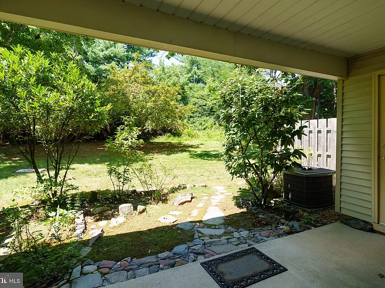 11 Abelia Ct — Photo 4